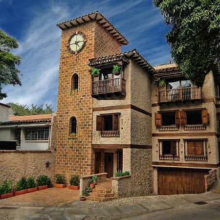 Casa Del Reloj Aparthotel Medellín Kamer foto